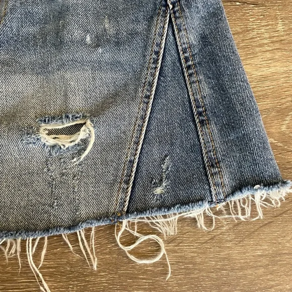 Free People Distressed Jean Skirt - Sz 25 - Picture 7 of 8